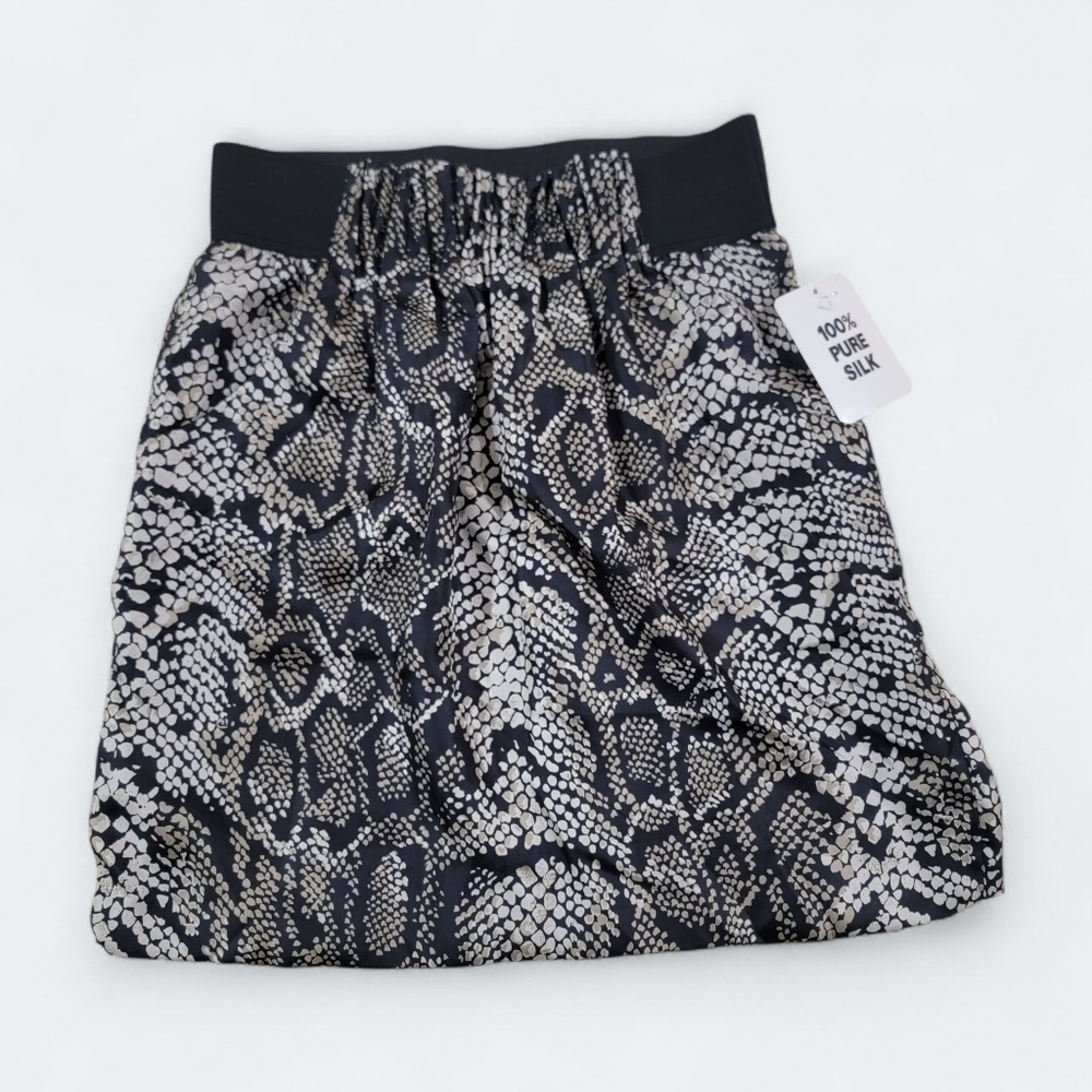 NEW INC International Concepts Snakeskin Print Silk Skirt Size 2P Petite
